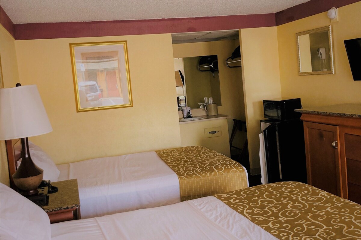 Chambre Standard, 2 lits doubles | 1 chambre, Wi-Fi gratuit, draps fournis