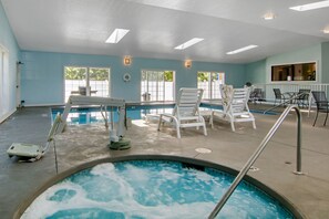 Indoor spa tub