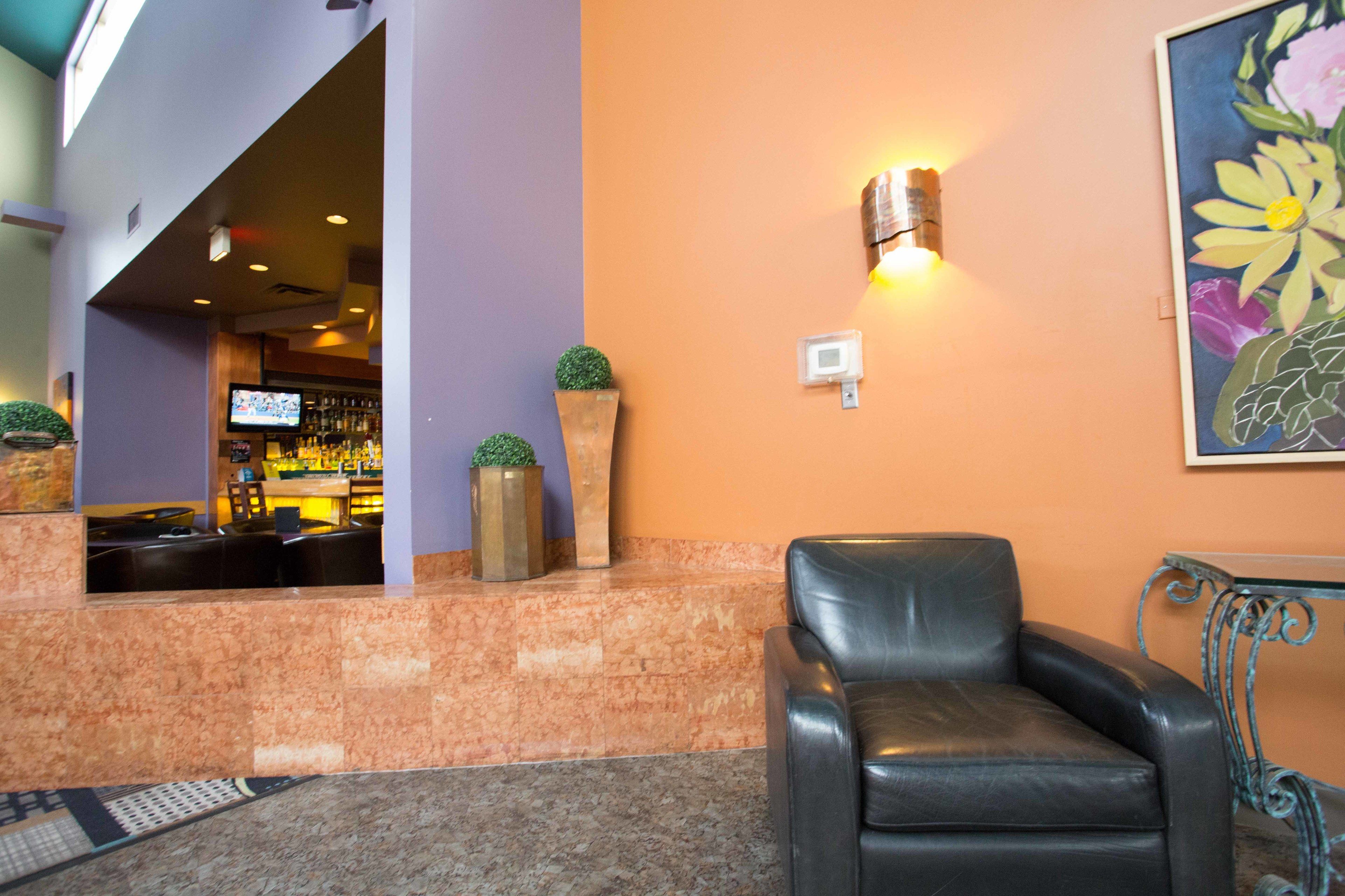 Photo - Royal Hotel West Edmonton, Trademark Collection by Wyndham