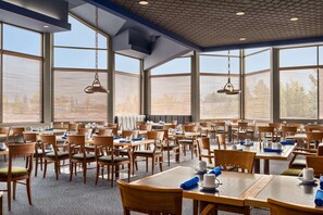 Déjeuner à emporter gratuit tous les jours