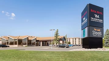 Experience the Royal Hotel's modern architecture and convenient amenities, including a restaurant on site.