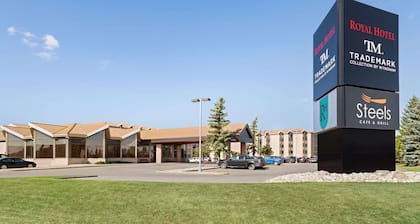 Royal Hotel West Edmonton, Trademark Collection by Wyndham