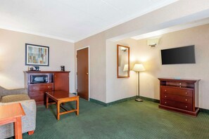 Suite, 1 King Bed, Non Smoking, Refrigerator & Microwave (Penthouse;Oversized Room;with Sofabed) | Pillowtop beds, in-room safe, desk, laptop workspace