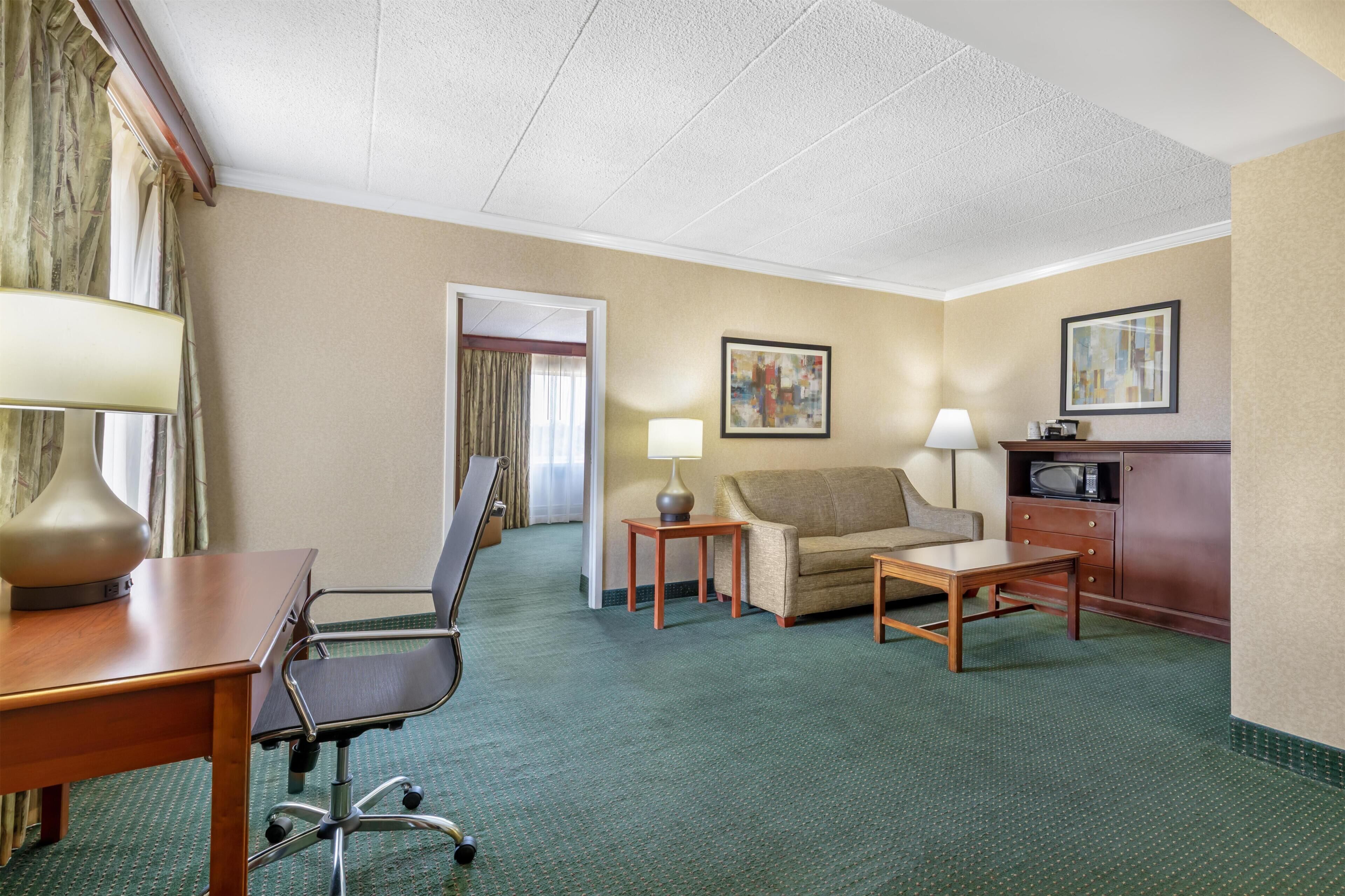 Suite, 1 King Bed, Non Smoking, Refrigerator & Microwave (Penthouse;Oversized Room;with Sofabed) | Pillow-top beds, in-room safe, desk, laptop workspace