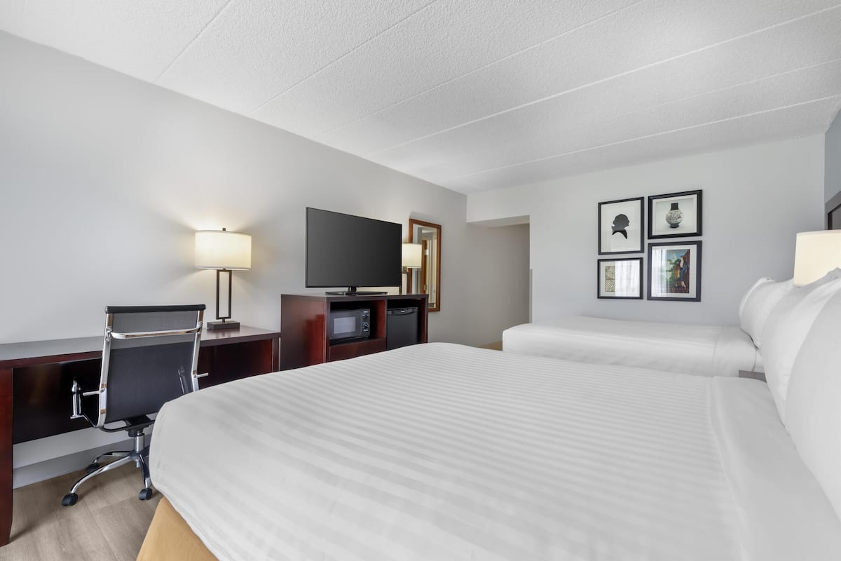 Standard Room, 2 Queen Beds, Non Smoking