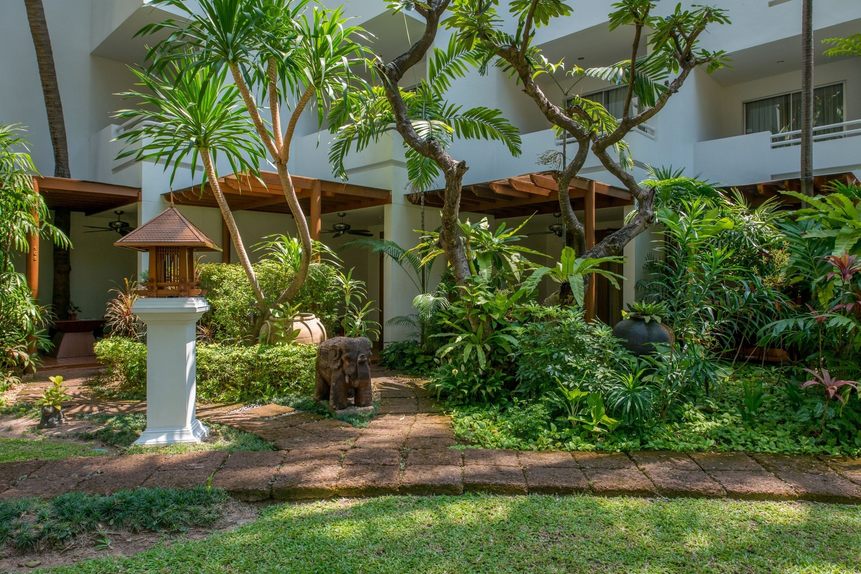 terrace junior suite | garden view