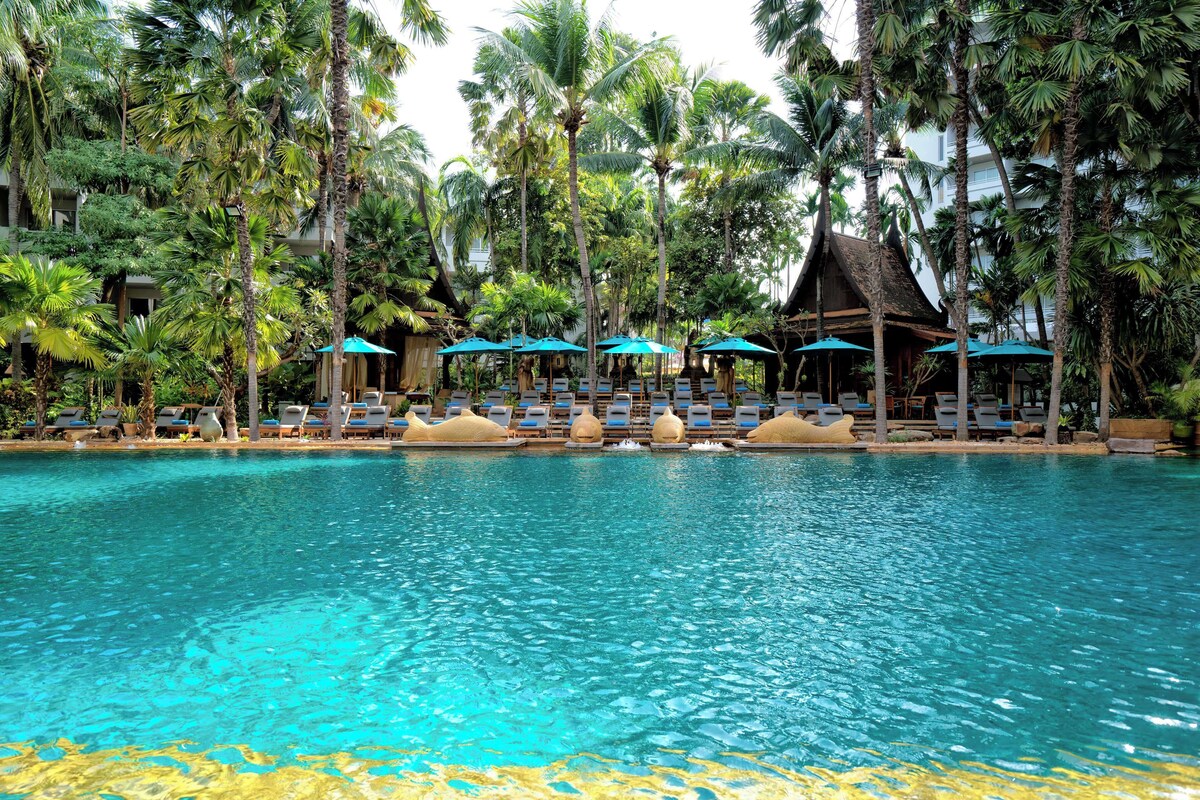 Avani Pattaya Resort 外観