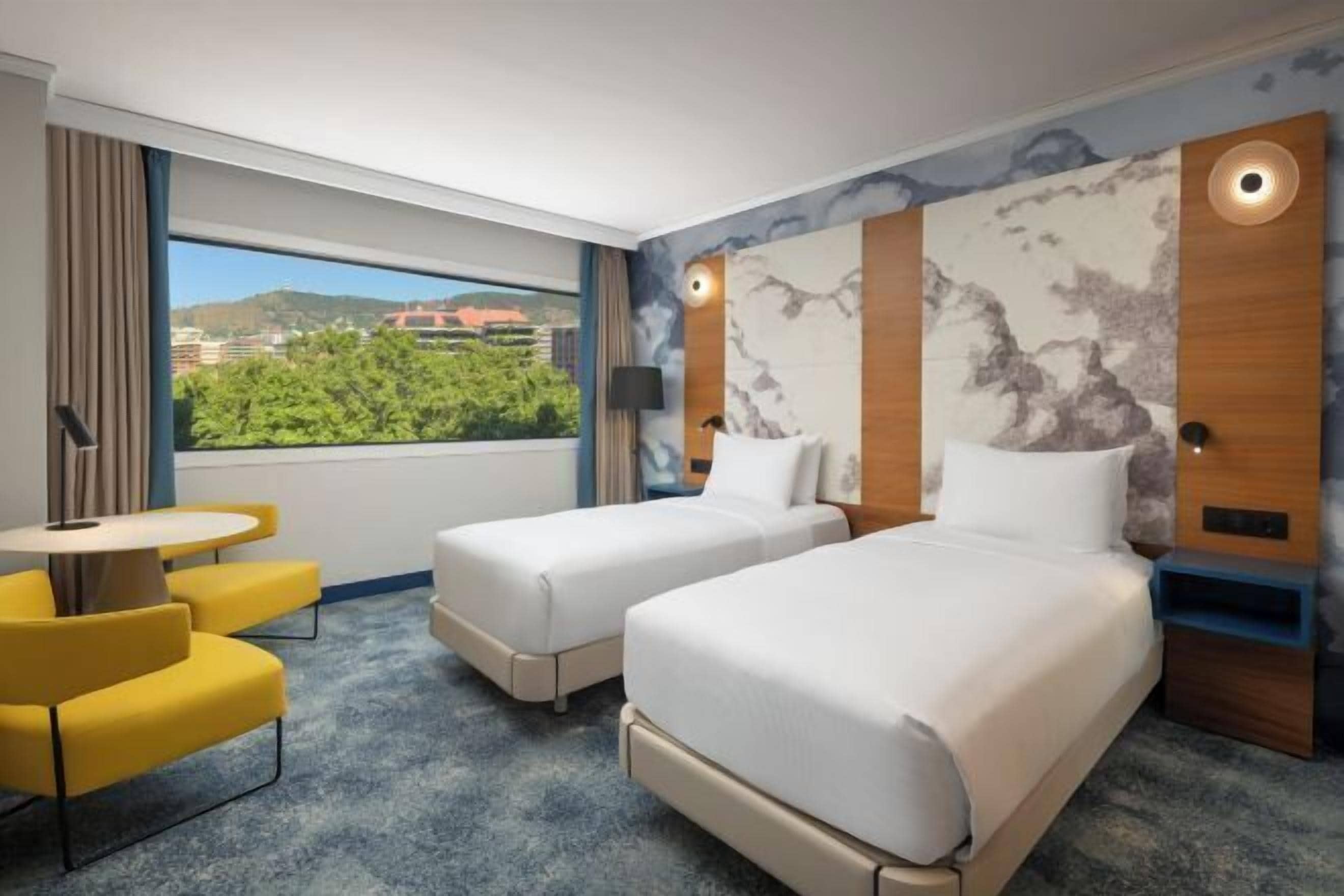 1 bedroom, down comforters, pillowtop beds, minibar