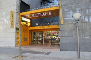 Gift shop - Hilton Barcelona (Barcelona)