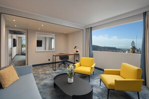 Suite, 1 Bedroom (1 King Bed with Sofa bed) | Living area