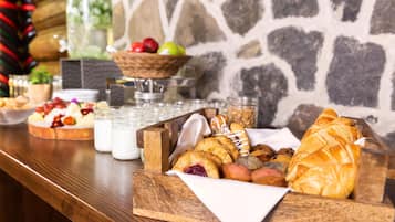 Komplett frukost varje dag mot avgift