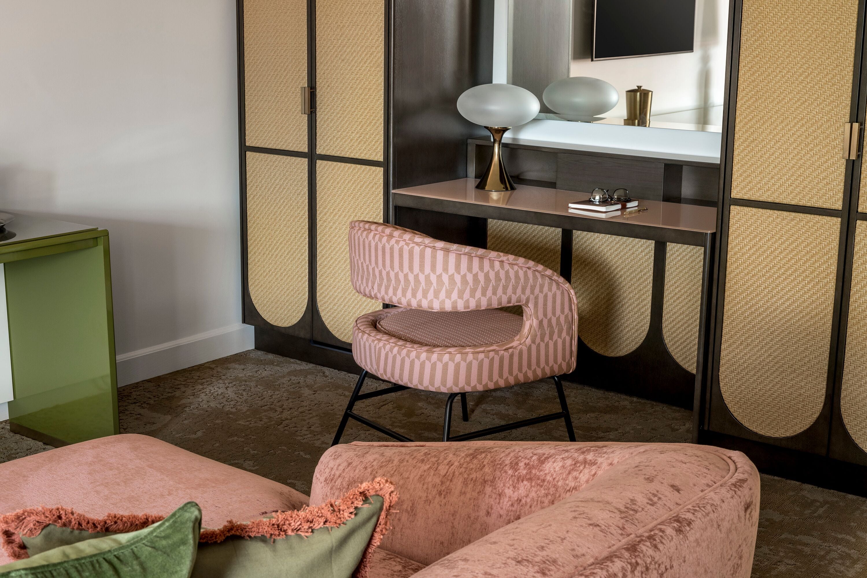 1 bedroom, premium bedding, pillow-top beds, in-room safe