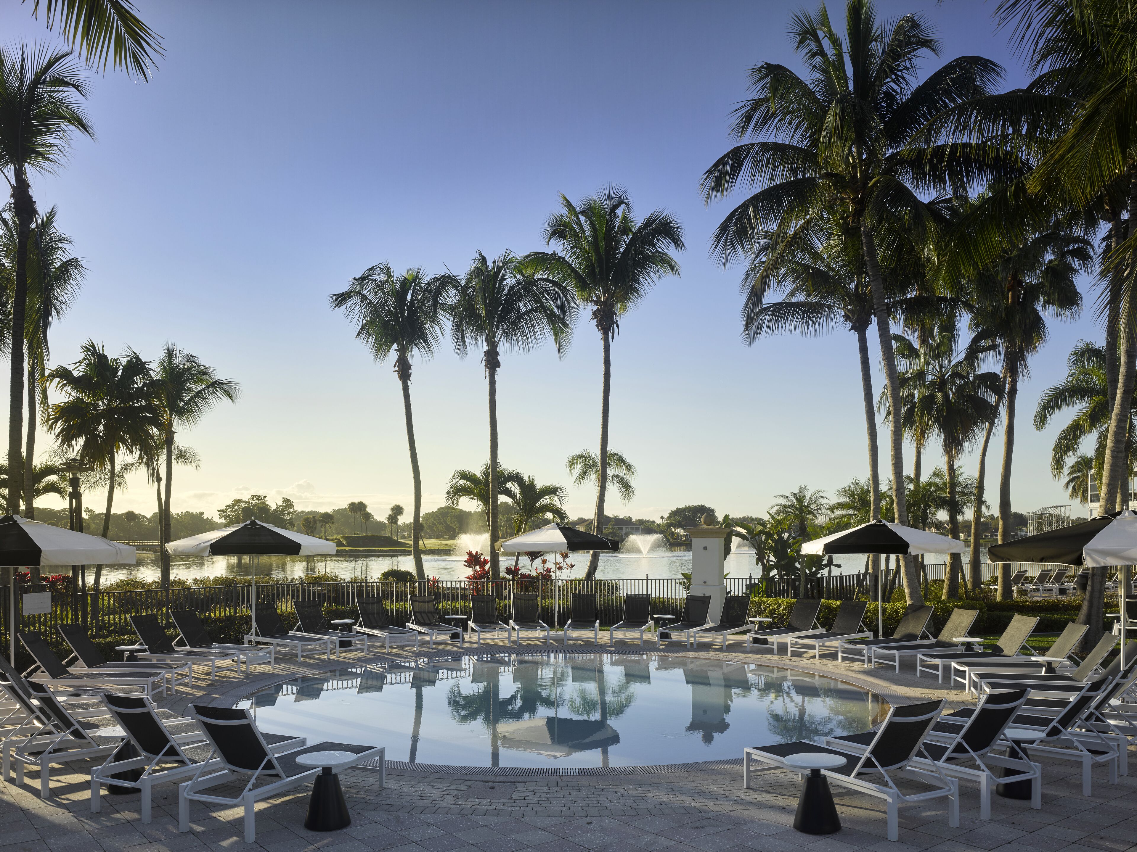 2 outdoor pools, open 7:00 am to 10:00 pm, pool cabanas (surcharge)