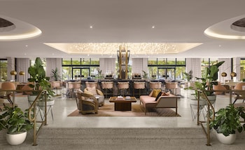 2 bars/lounges, poolside bar at PGA National Resort 