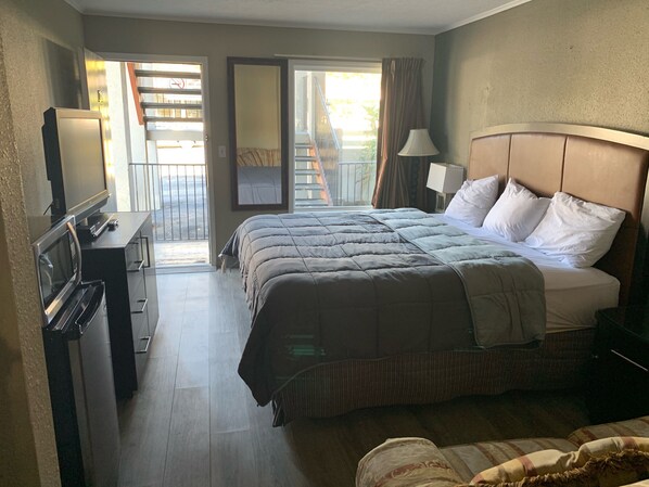 Premium bedding, down duvets, Select Comfort beds, in-room safe