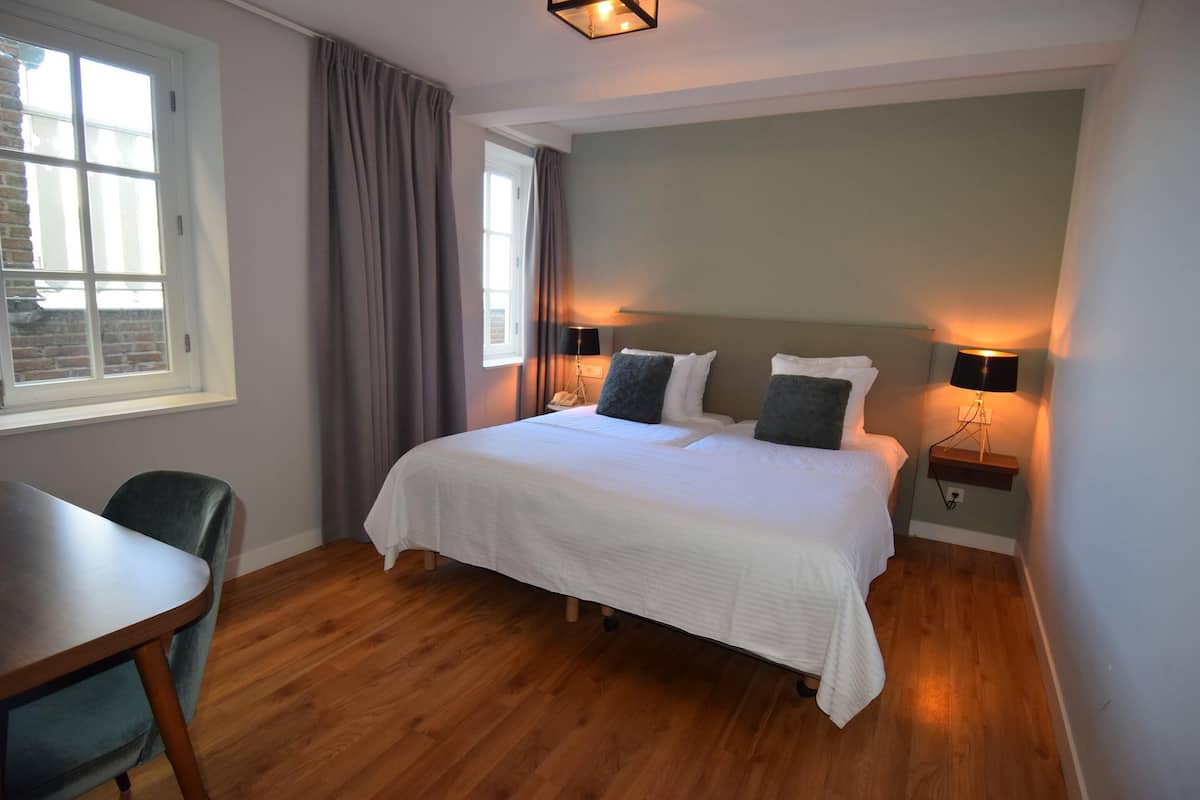 Comfort Room, 2 Single Beds, Non Smoking