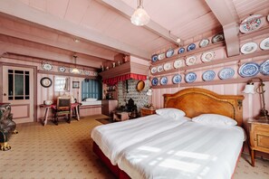 Standard Room, 2 Twin Beds, Non Smoking | Desk, iron/ironing board, free WiFi, bed sheets