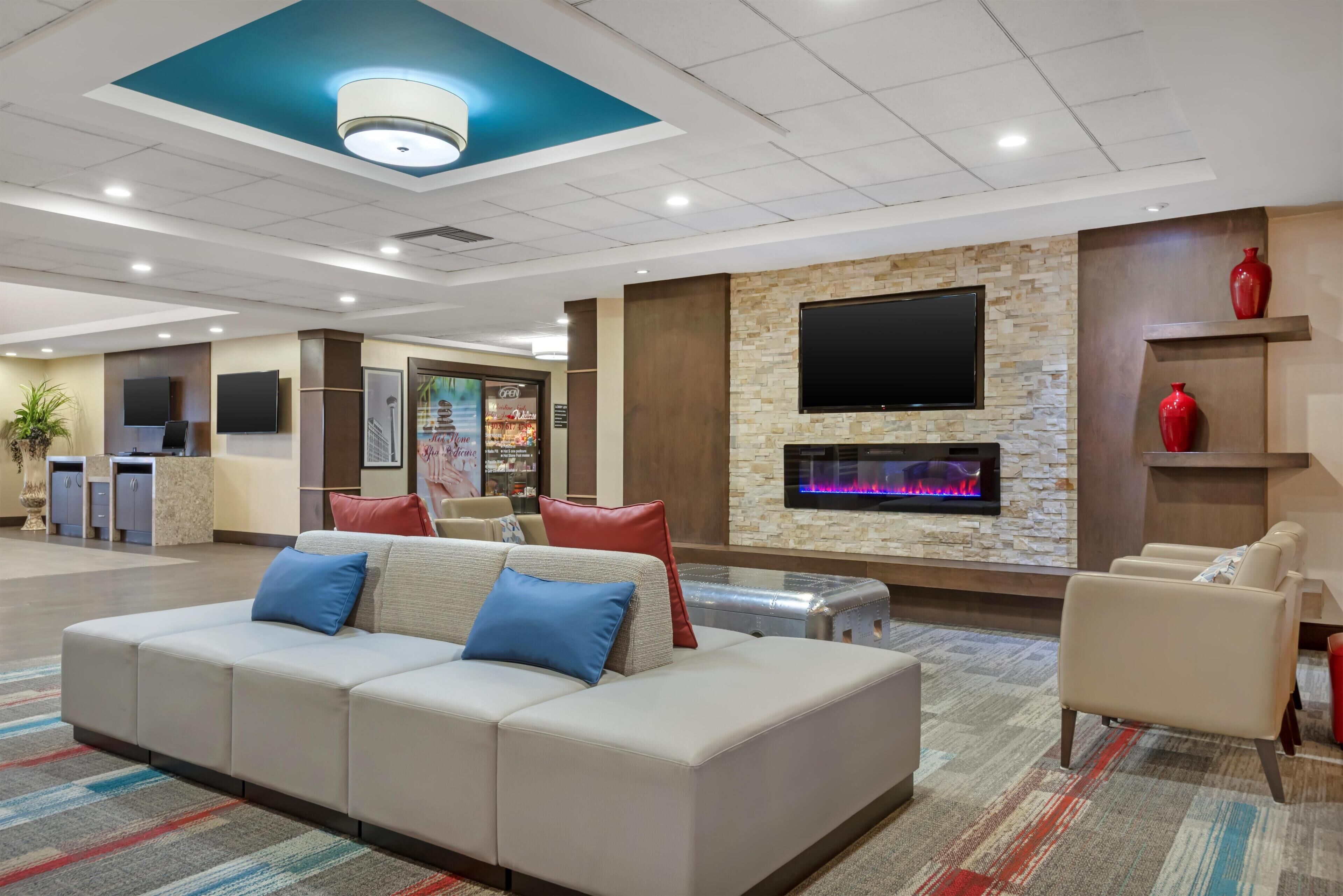 Photo - Best Western PLUS Port O'Call Hotel