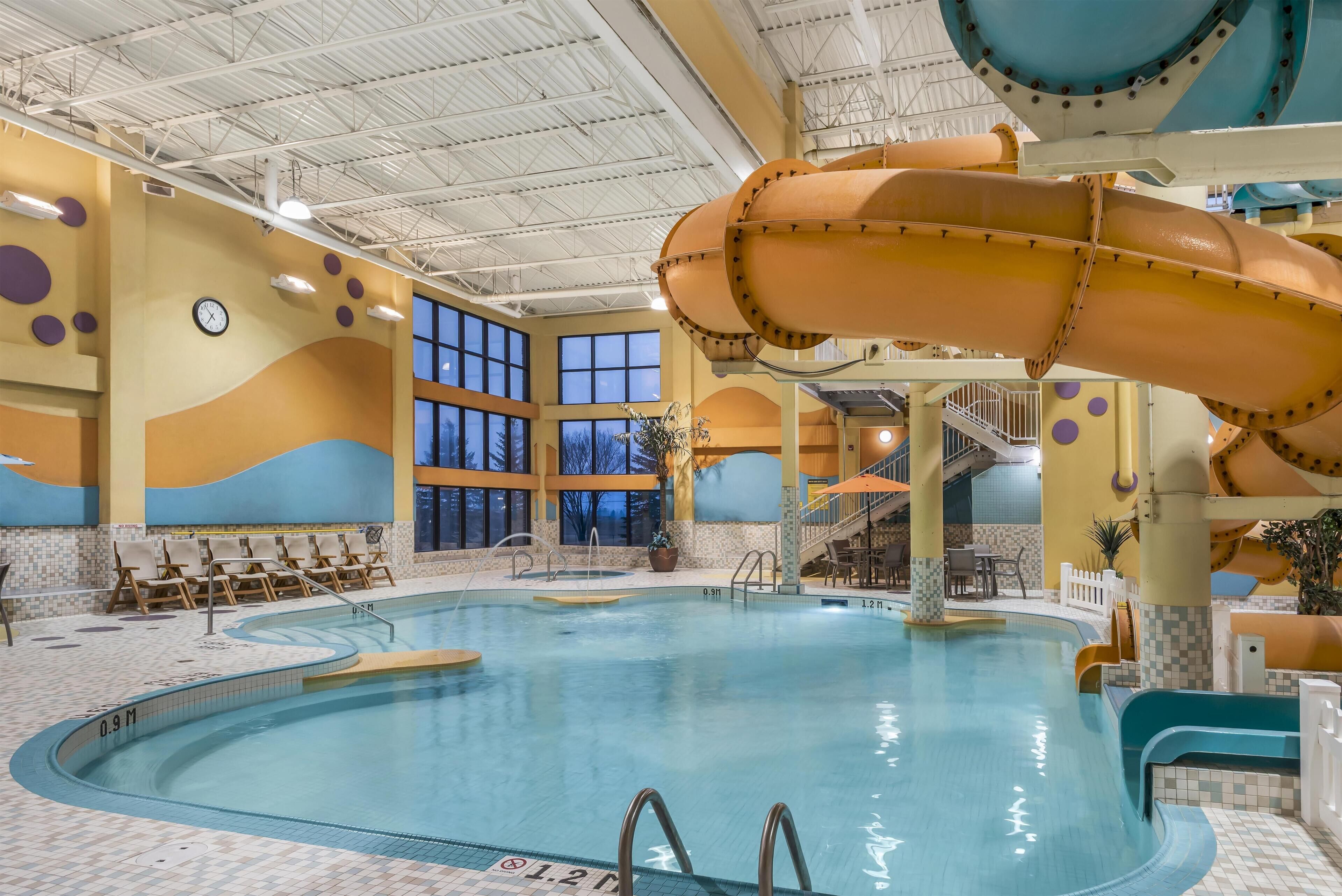 2 indoor pools