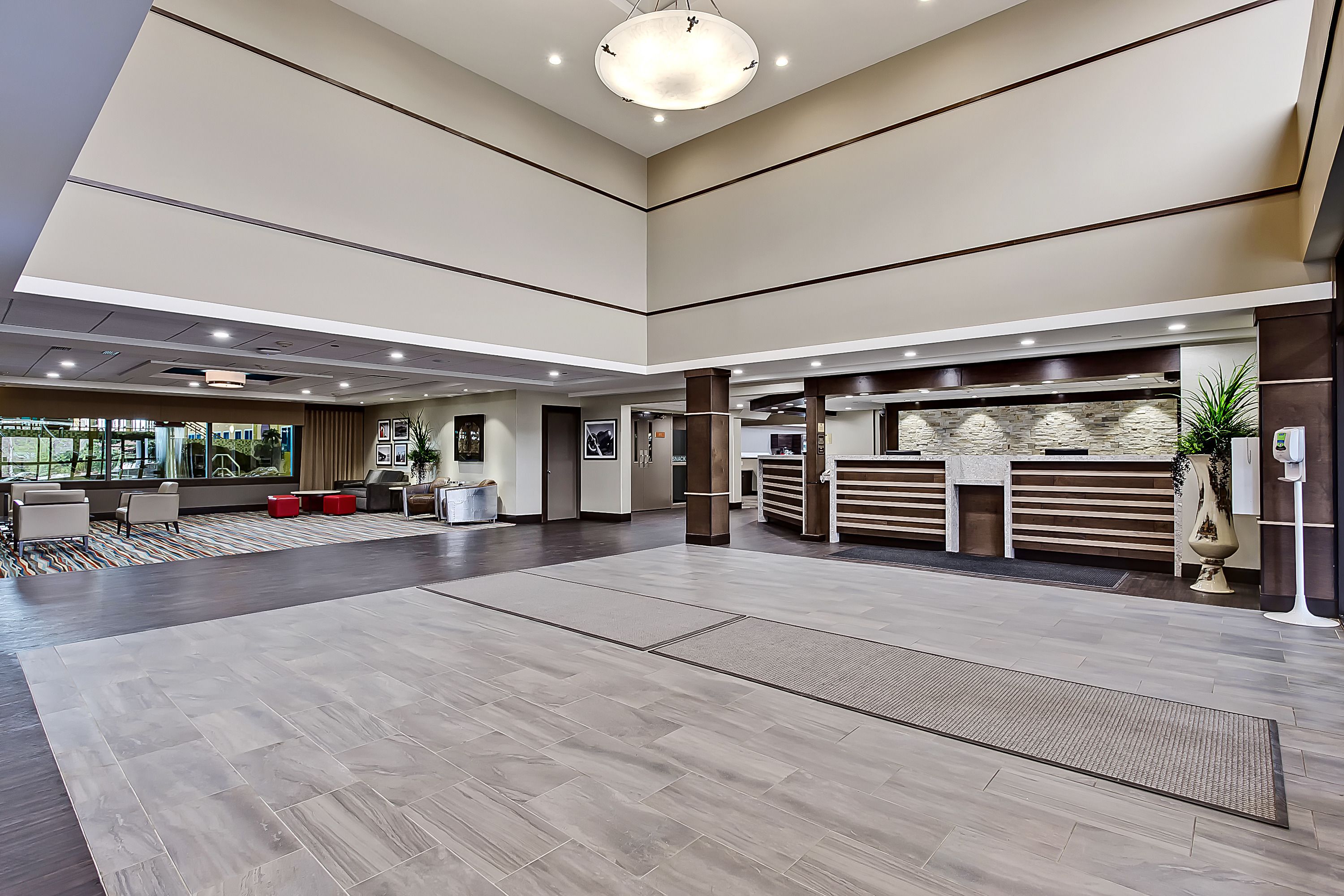 Photo - Best Western PLUS Port O'Call Hotel