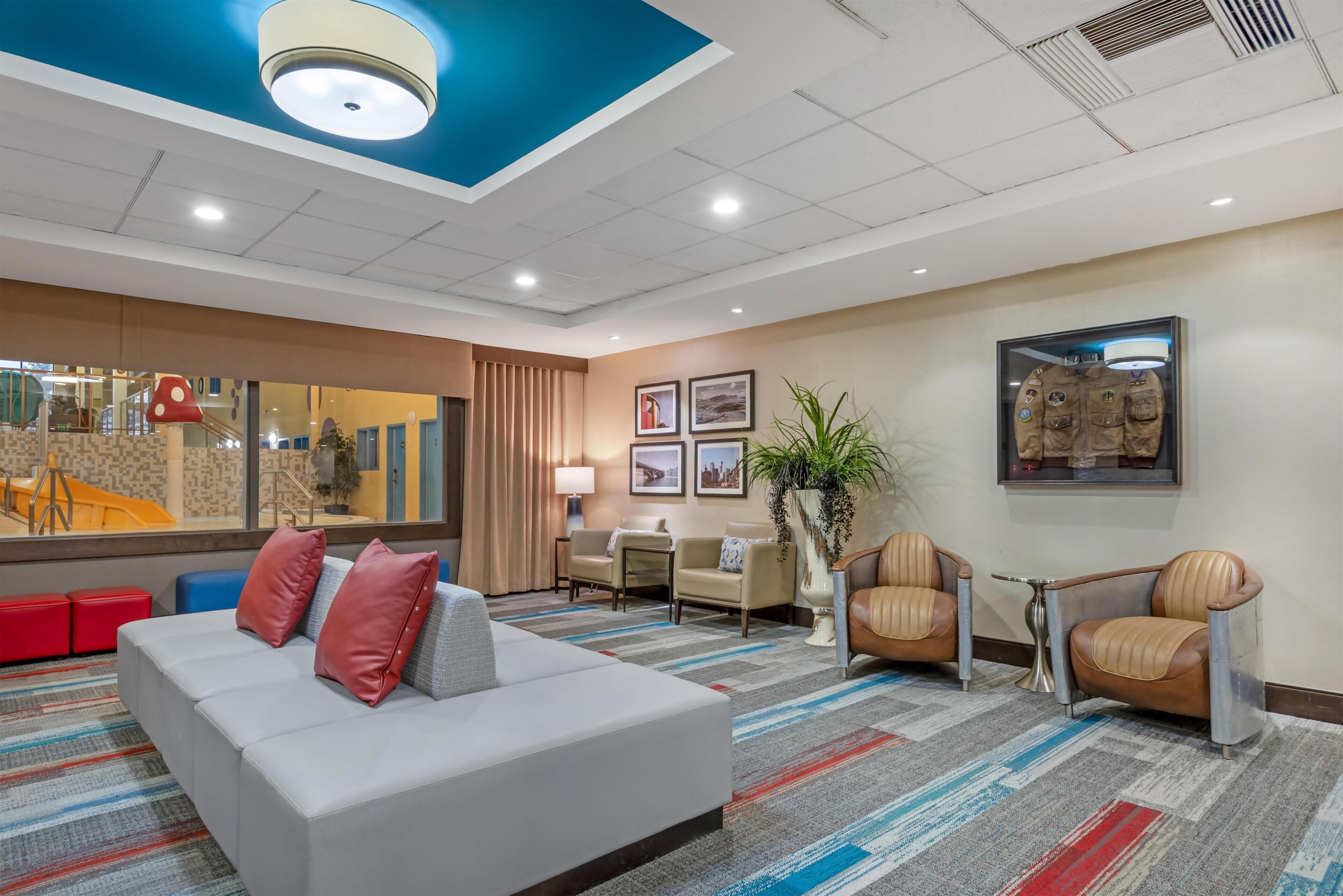 Photo - Best Western PLUS Port O'Call Hotel