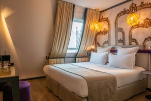 Classic Double Room | Premium bedding, minibar, in-room safe, desk - Hotel Yllen Eiffel (Paris)