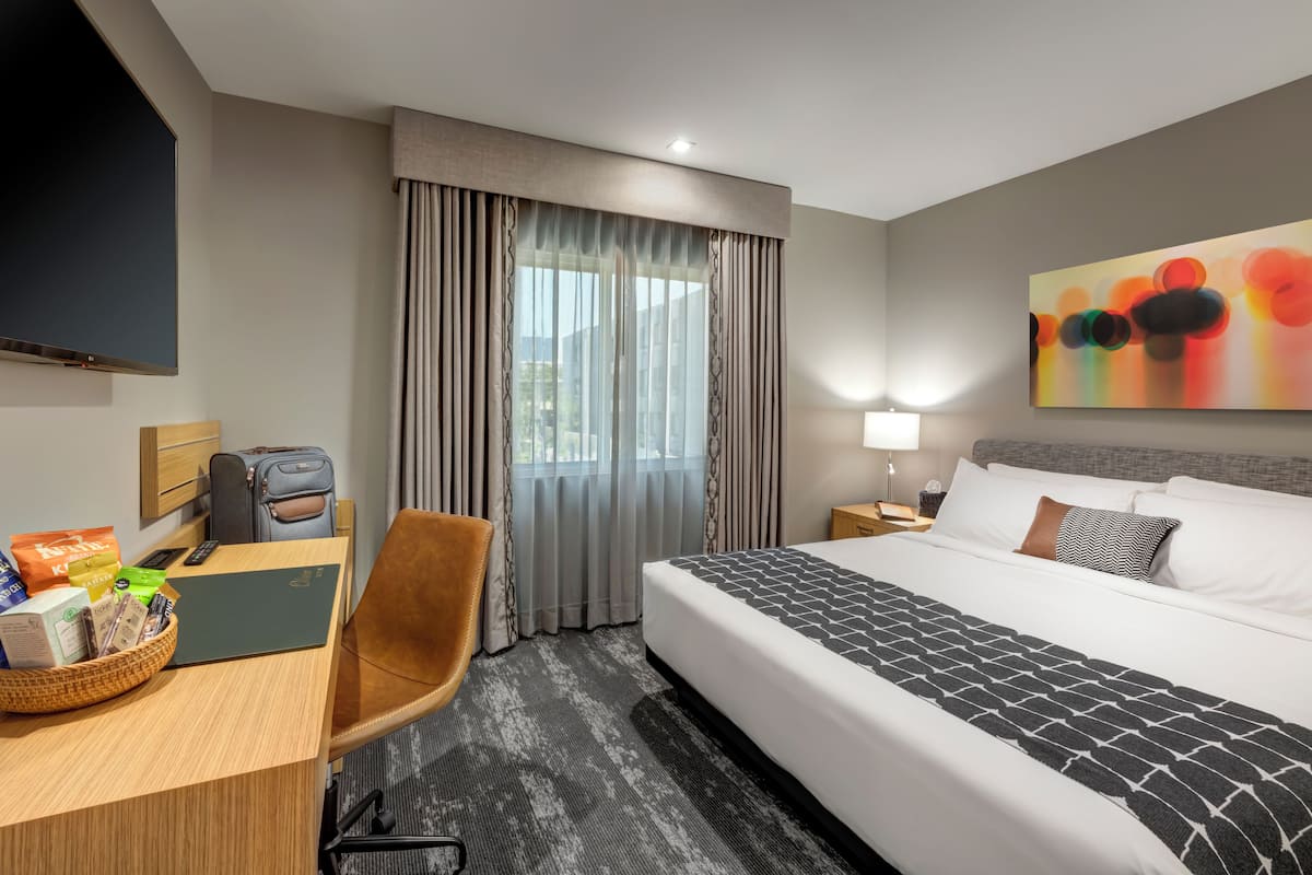 Standard Room, 1 King Bed, Non Smoking