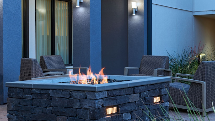 Courtyard by Marriott Fort Worth University Drive