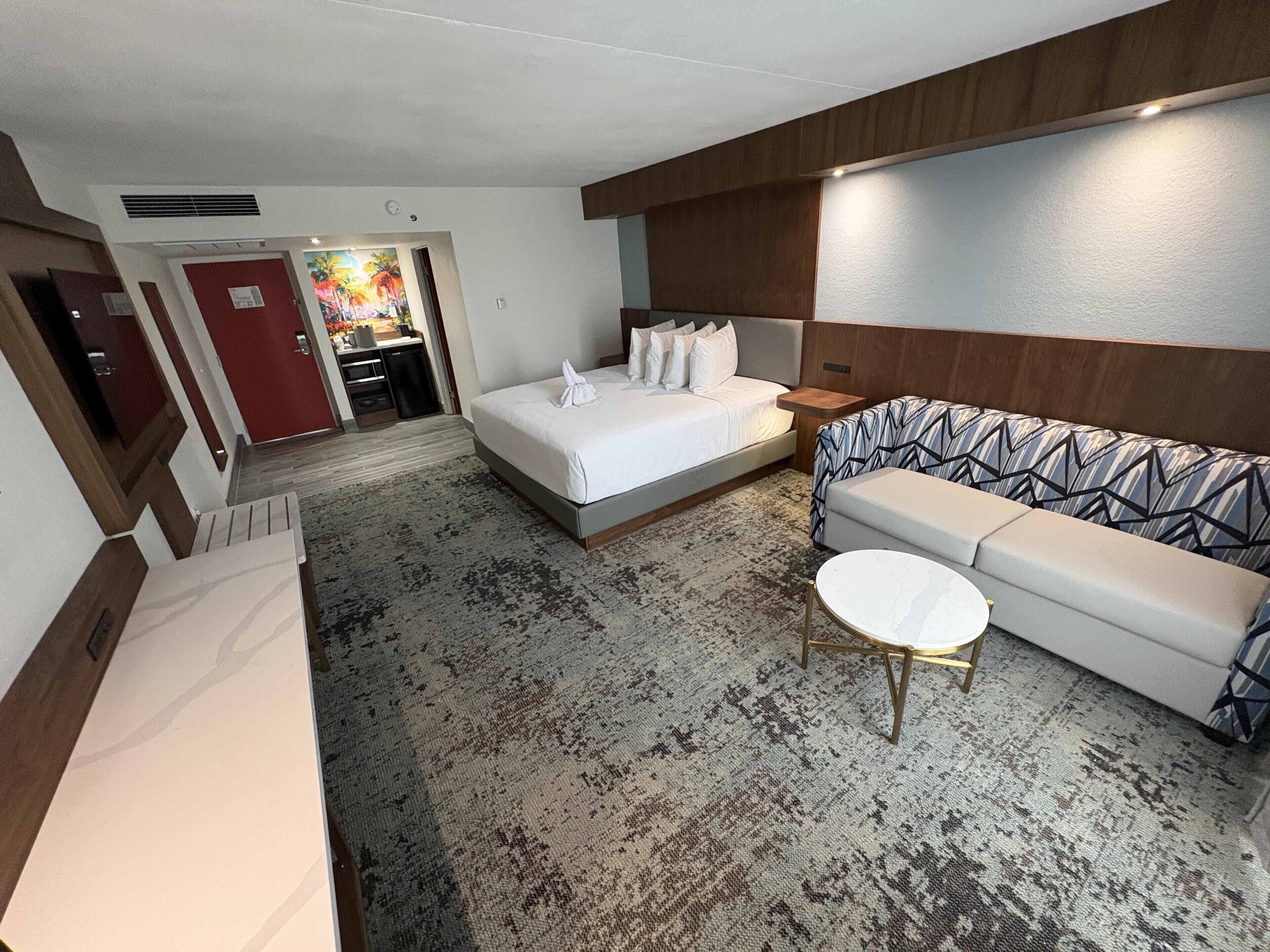 Standardzimmer, 1 King-Bett, Terrasse, Poolseite (with Single Sofabed)