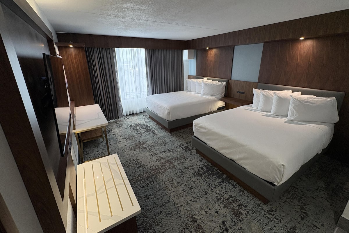 Standard Room, 2 Queen Beds, Non Smoking
