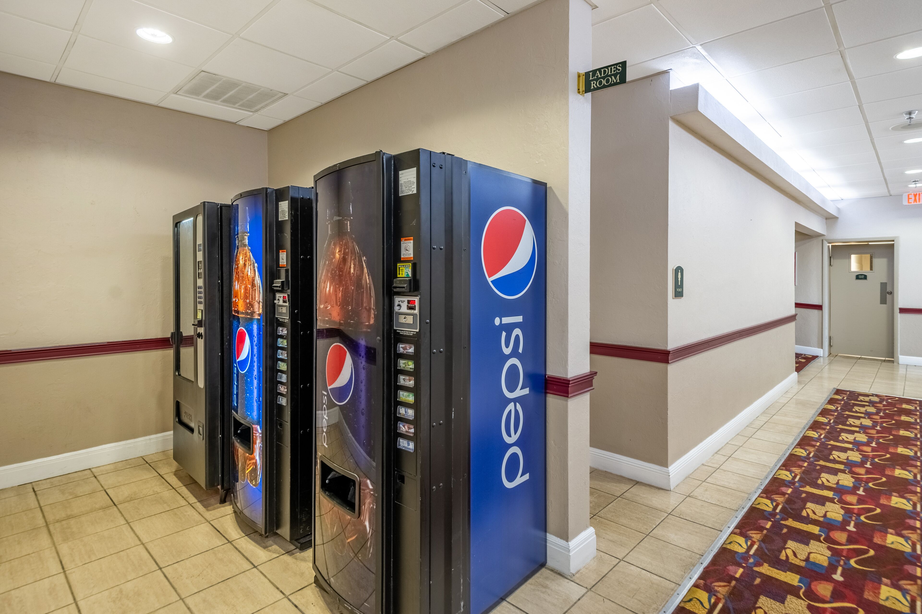 Foto - Lakeland Hotel