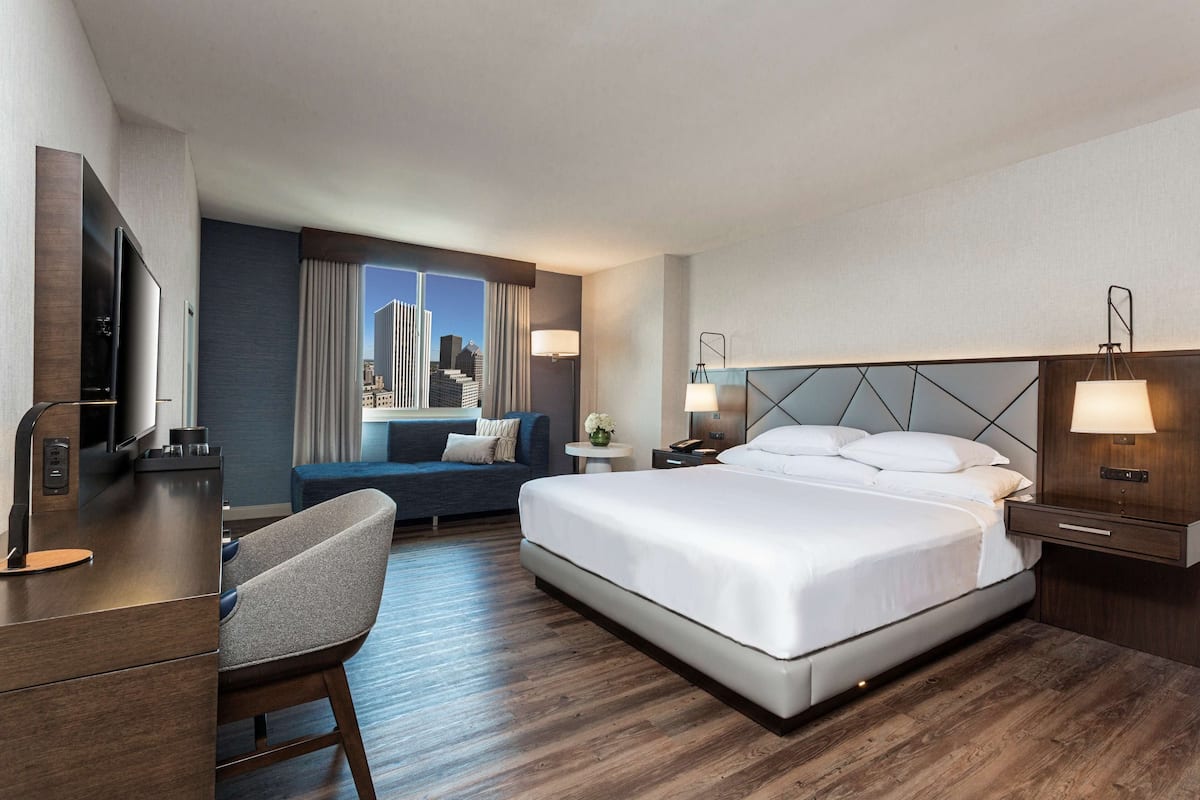 hypo-allergenic bedding, down duvets, pillow-top beds, in-room safe