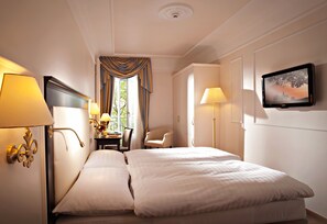 Classic Room, 1 Single Bed, City View | Premium bedding, free minibar, in-room safe, desk - Grand Hotel Suisse Majestic, Autograph Collection (Montreux)
