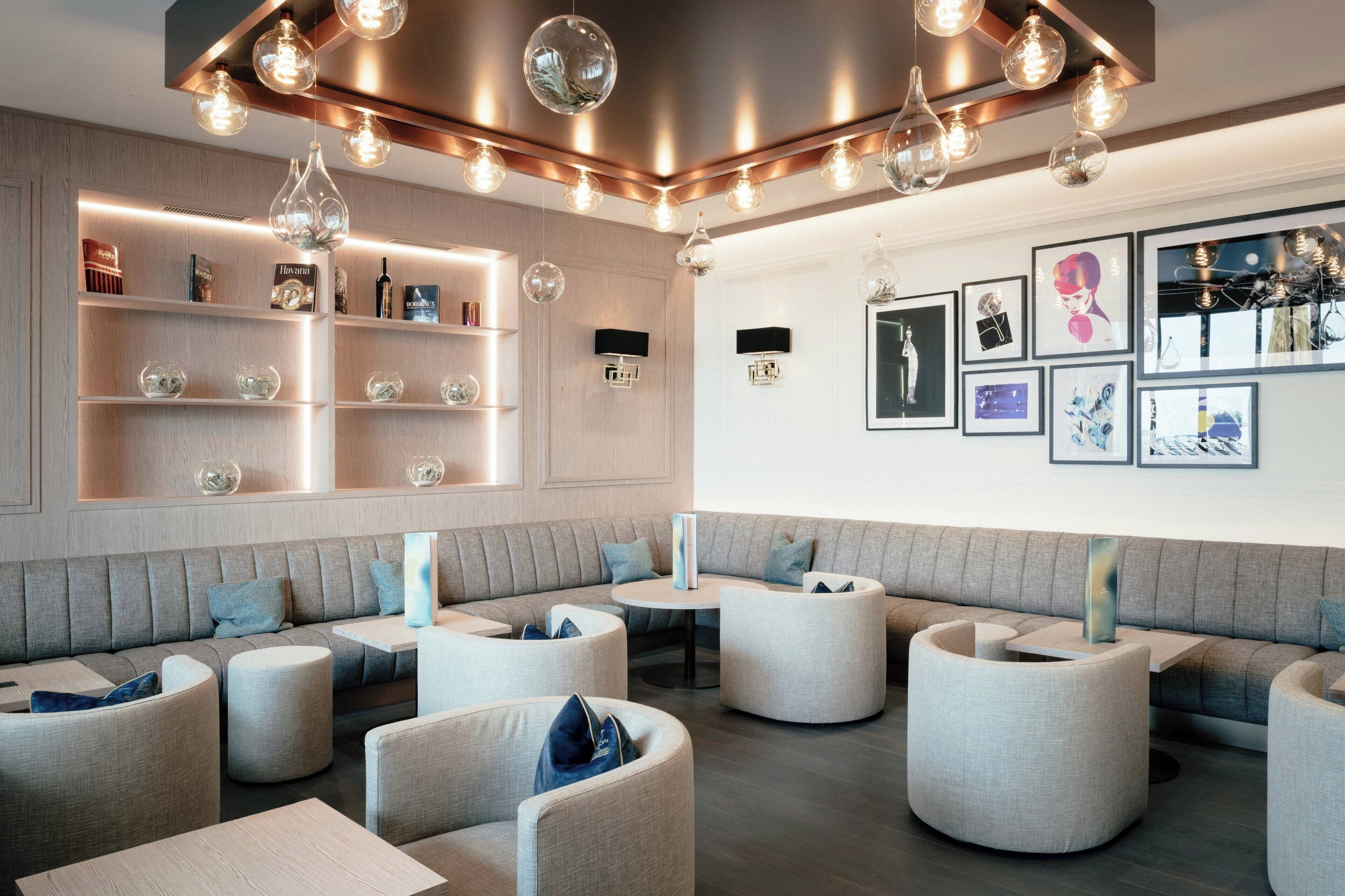 Photo - Grand Hotel Suisse Majestic, Autograph Collection