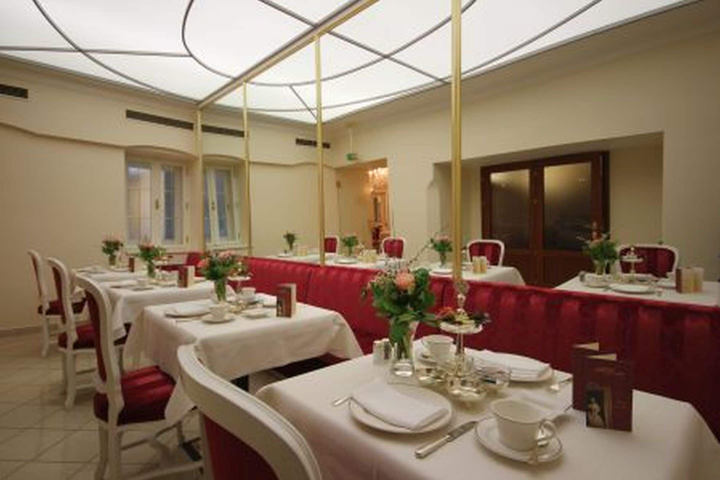 daily buffet breakfast (eur 29 per person)