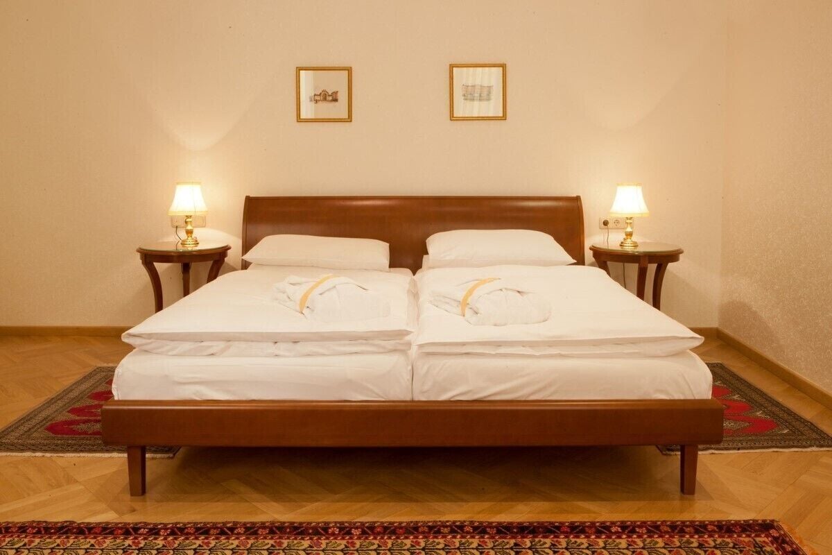 double room | minibar, in-room safe, blackout curtains, free wifi