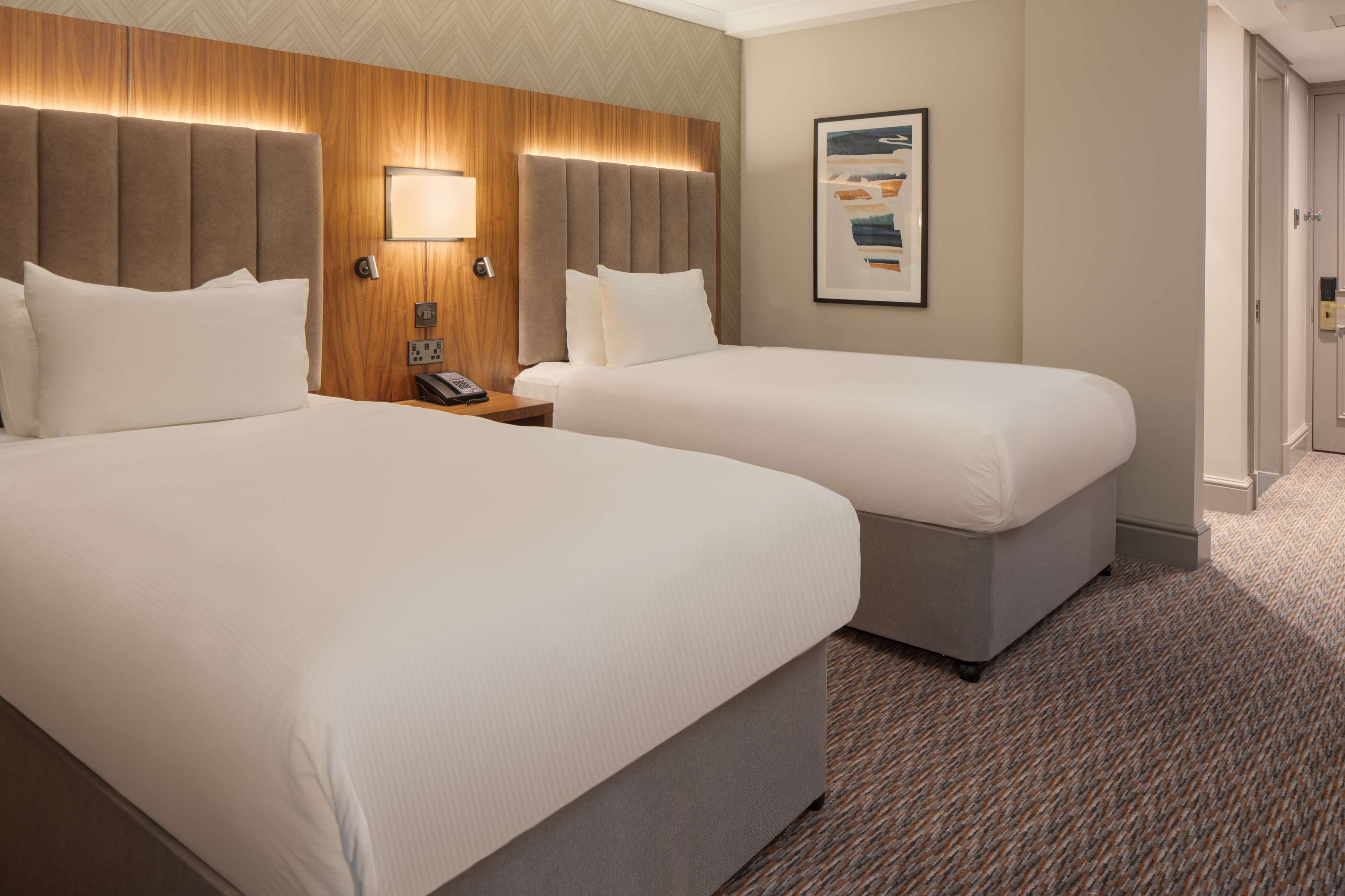 twin room, non smoking | 1 bedroom, hypo-allergenic bedding, in-room safe, desk