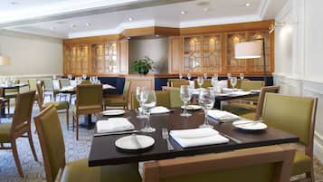 Daily buffet breakfast (GBP 15 per person)