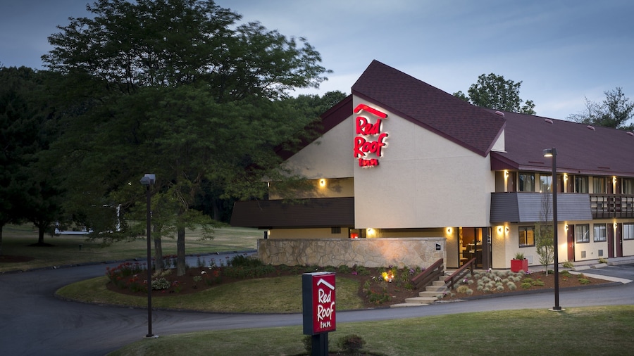 Red Roof Inn Boston - Southborough/ Worcester