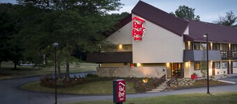 Red Roof Inn Boston - Southborough/ Worcester