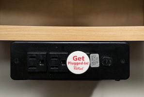 In-room safe, desk, laptop workspace, blackout curtains - Red Roof Inn Boston - Southborough/ Worcester (Southborough)