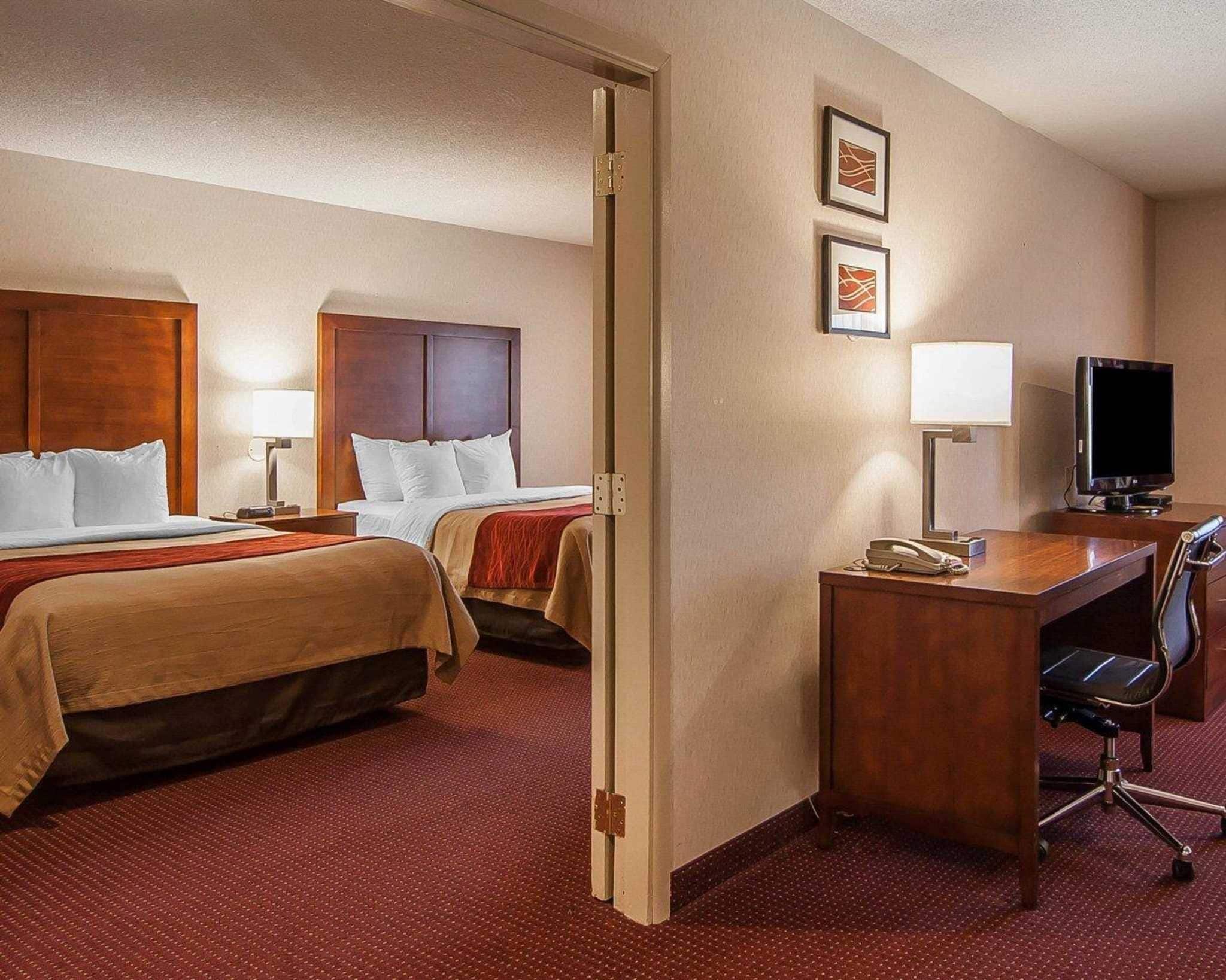 Suite, 2 Queen Beds, Non Smoking | Iron/ironing board, rollaway beds (surcharge), WiFi (free), bed sheets