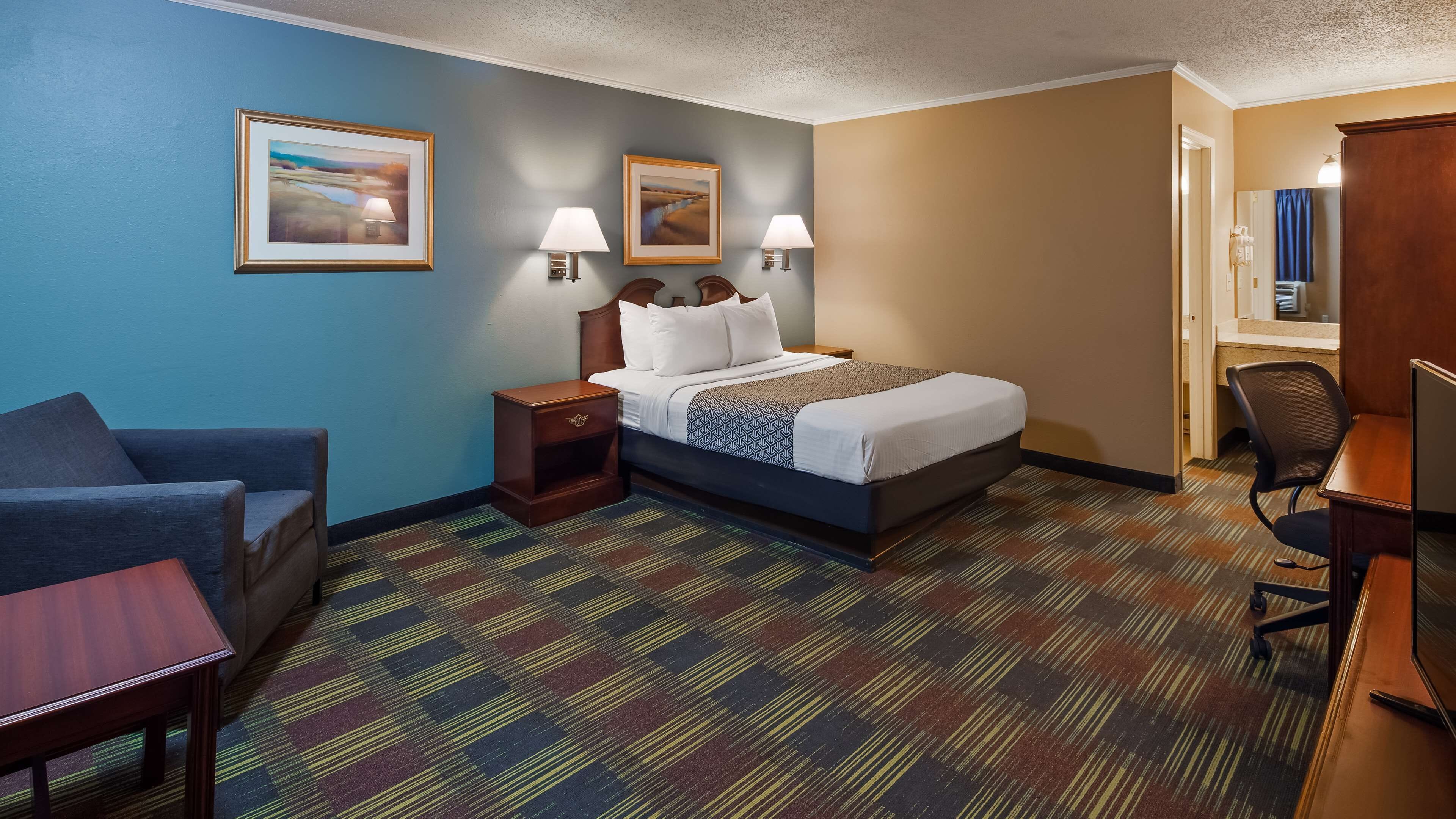 desk, iron/ironing board, free cots/infant beds, free wifi