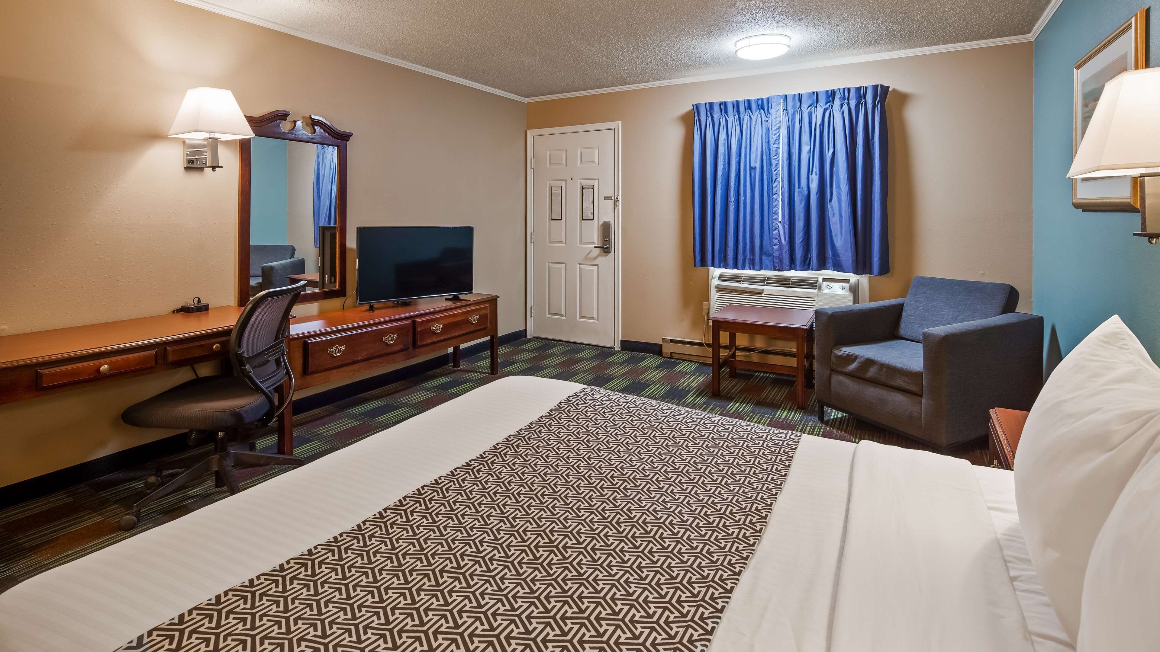 desk, iron/ironing board, free cots/infant beds, free wifi