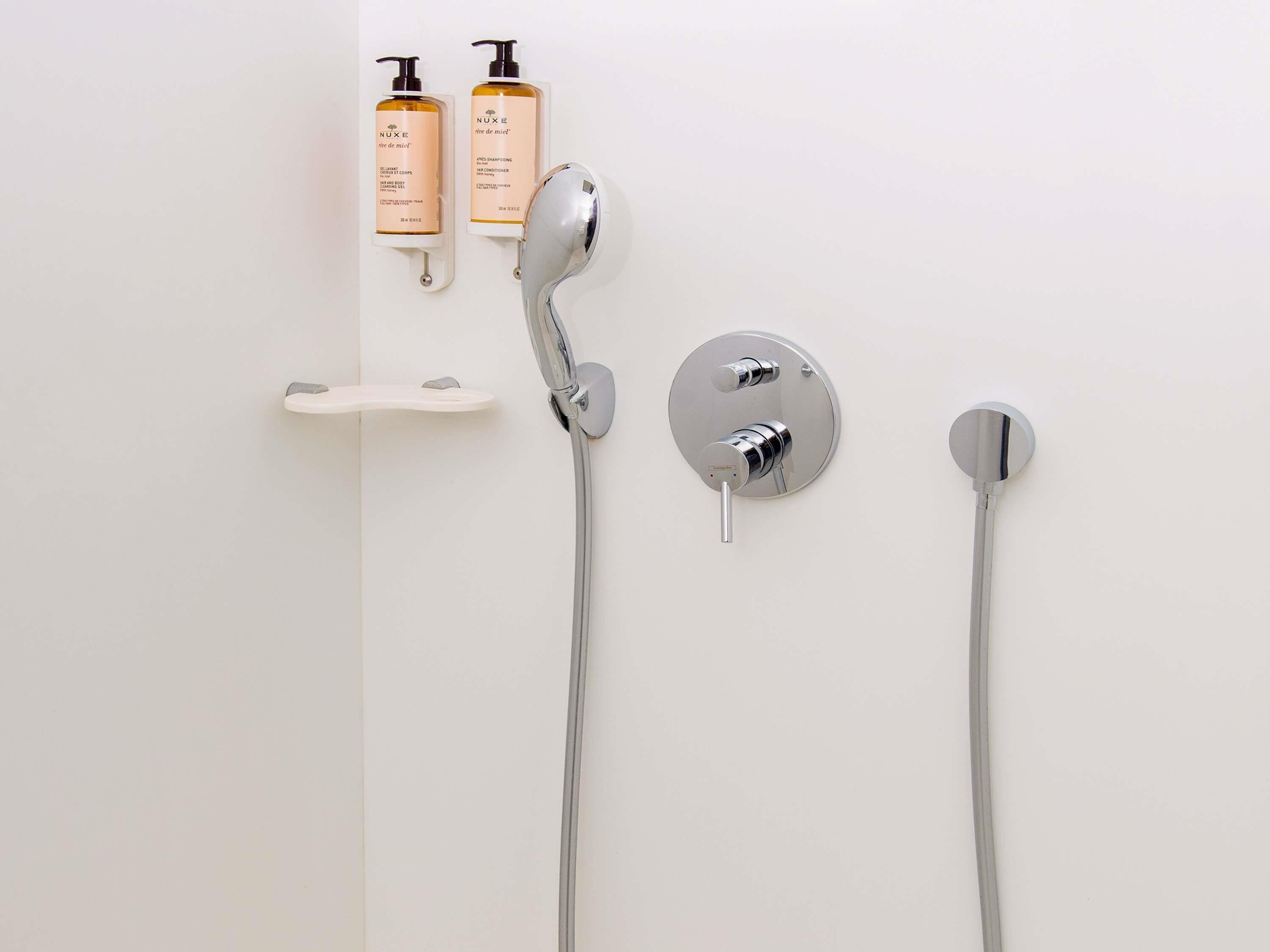 Privilege, Double Room, 1 Double Bed | Premium bedding, minibar, in-room safe, desk