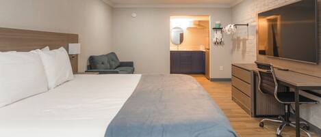 Deluxe Room, 1 King Bed, Non Smoking, Refrigerator & Microwave