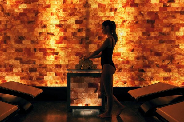 Salas de tratamiento para parejas, sauna y baño de vapor 