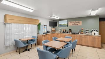 Petit déjeuner buffet compris
