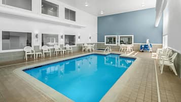 Indendørs pool