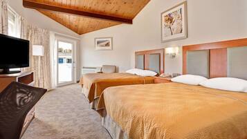 Coffres-forts dans les chambres, bureau, fer et planche à repasser